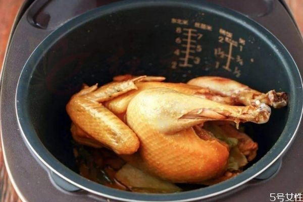 电饭煲盐焗鸡怎么做 电饭煲盐焗鸡的做法