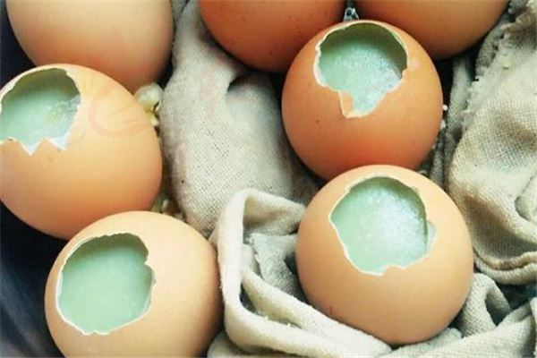 固体鸡蛋和碱的比例可以在家里做