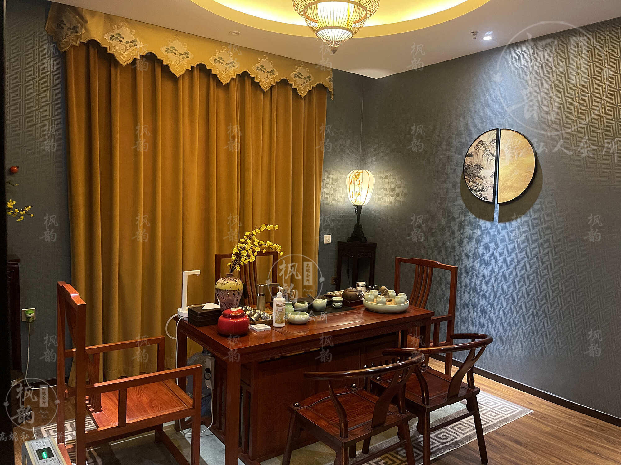 杨家坪高端足道会所，享受尊贵按摩体验