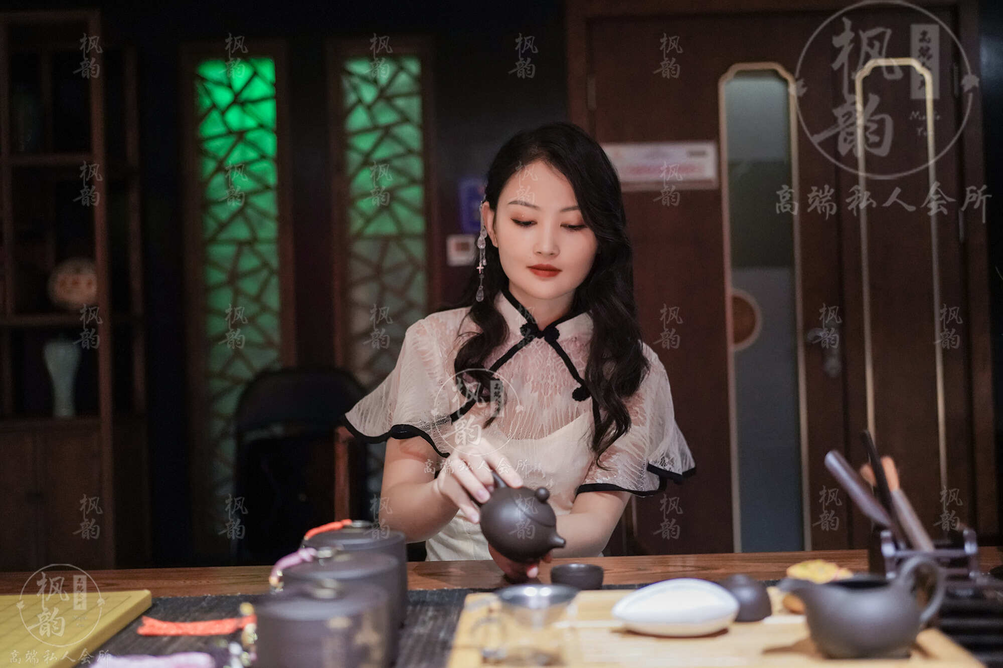 天河区高端木桶浴，独家按摩项目尊享体验