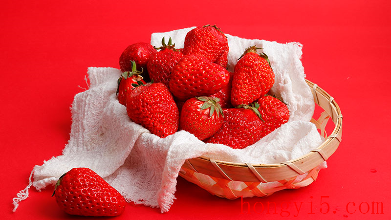草莓的热量高吗 草莓的热量高吗,今天减