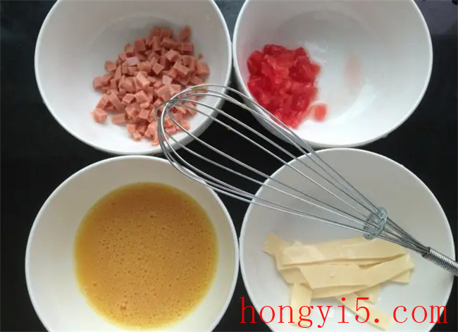 西红柿干烙蛋卷怎么做 西红柿蛋卷的做法