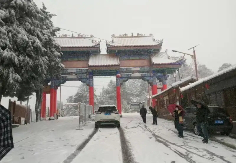 云南楚雄遭遇暴雪，其中元谋县距离上次下雪39年前了：让人惊讶