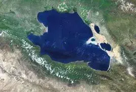 我国最大的内陆咸水湖是青海湖吗（青海