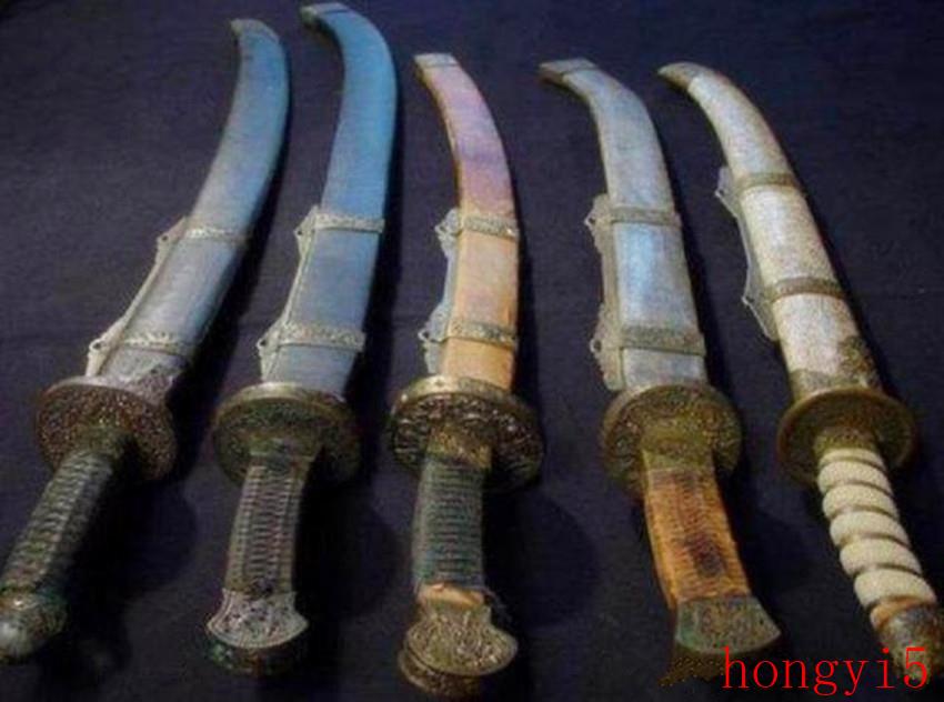 青龙偃月刀是什么朝代的武器（青龙偃月刀是谁的武器）(图3)