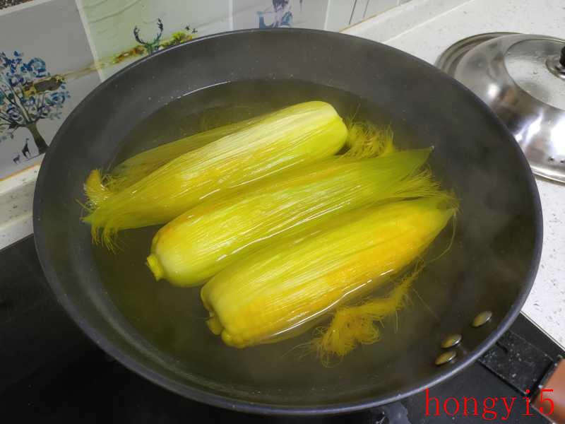 煮玉米水开以后煮多久（煮玉米需要多长时间冷水下锅吗）(图5)