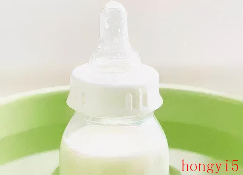 冲好的奶粉可以放几个小时-（泡的奶粉不能超过几个小时喝）(图2)