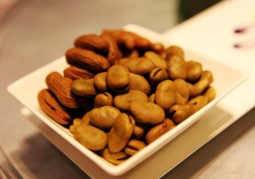 茴香豆是哪里的特色小吃   怎么做好吃