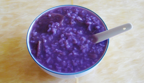 紫薯粥为什么是蓝绿色 煮多久能熟
