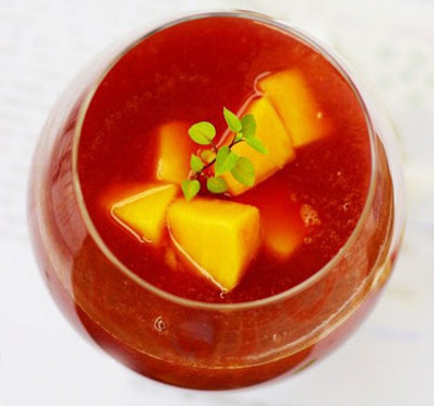 红酒木瓜汤的做法 能丰胸美容