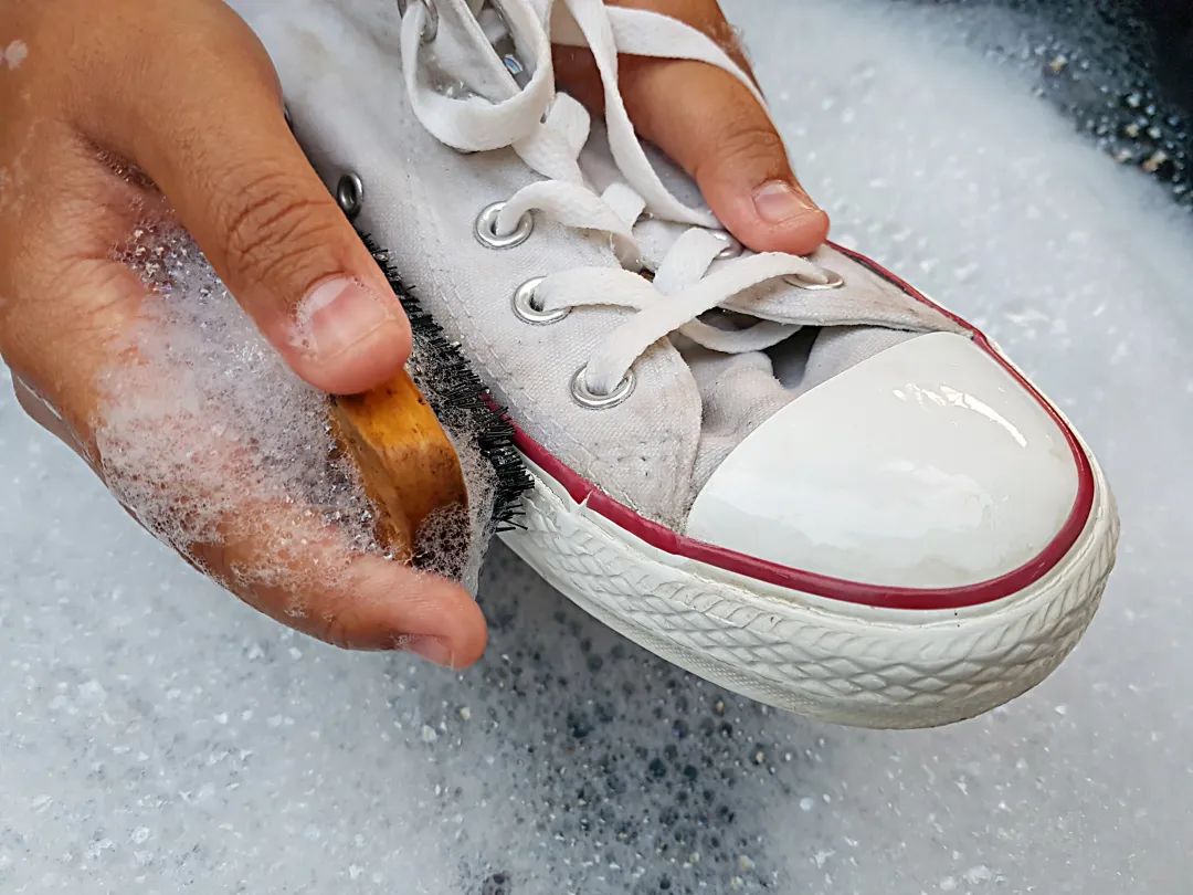 洗内衣、白鞋、羊毛衫……需要专用清洁剂吗？