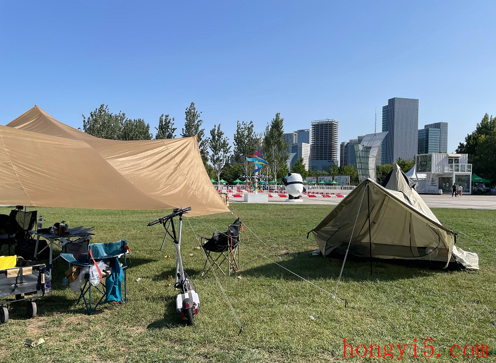 露营经济再度升温，一顶帐篷如何撑起“